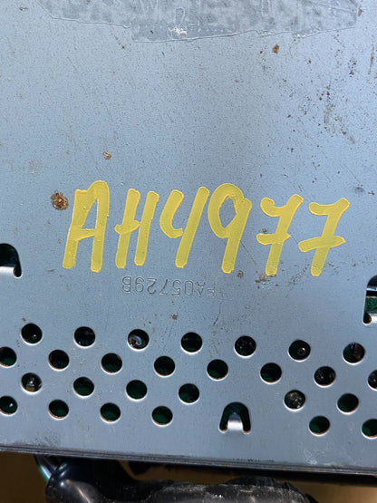 1999 to 2002 Toyota Sienna AM FM Casette Radio Receiver AH4977 DG7