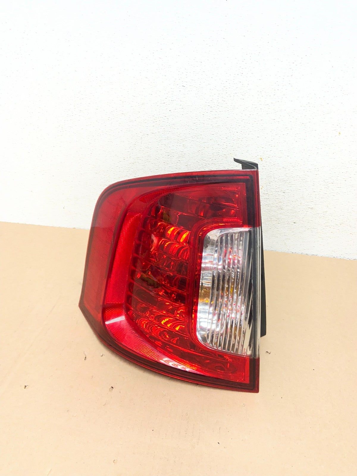 2011 2012 2013 2014 Ford Edge Left Driver Lh Side Tail Light AG6621 DW0