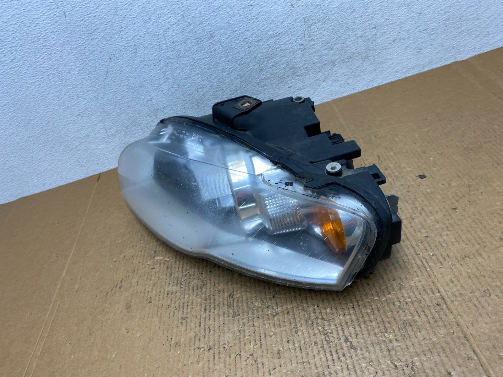 2006 2007 2008 Audi A4 Headlight Halogen Left Driver LH Side AE2674 DW1