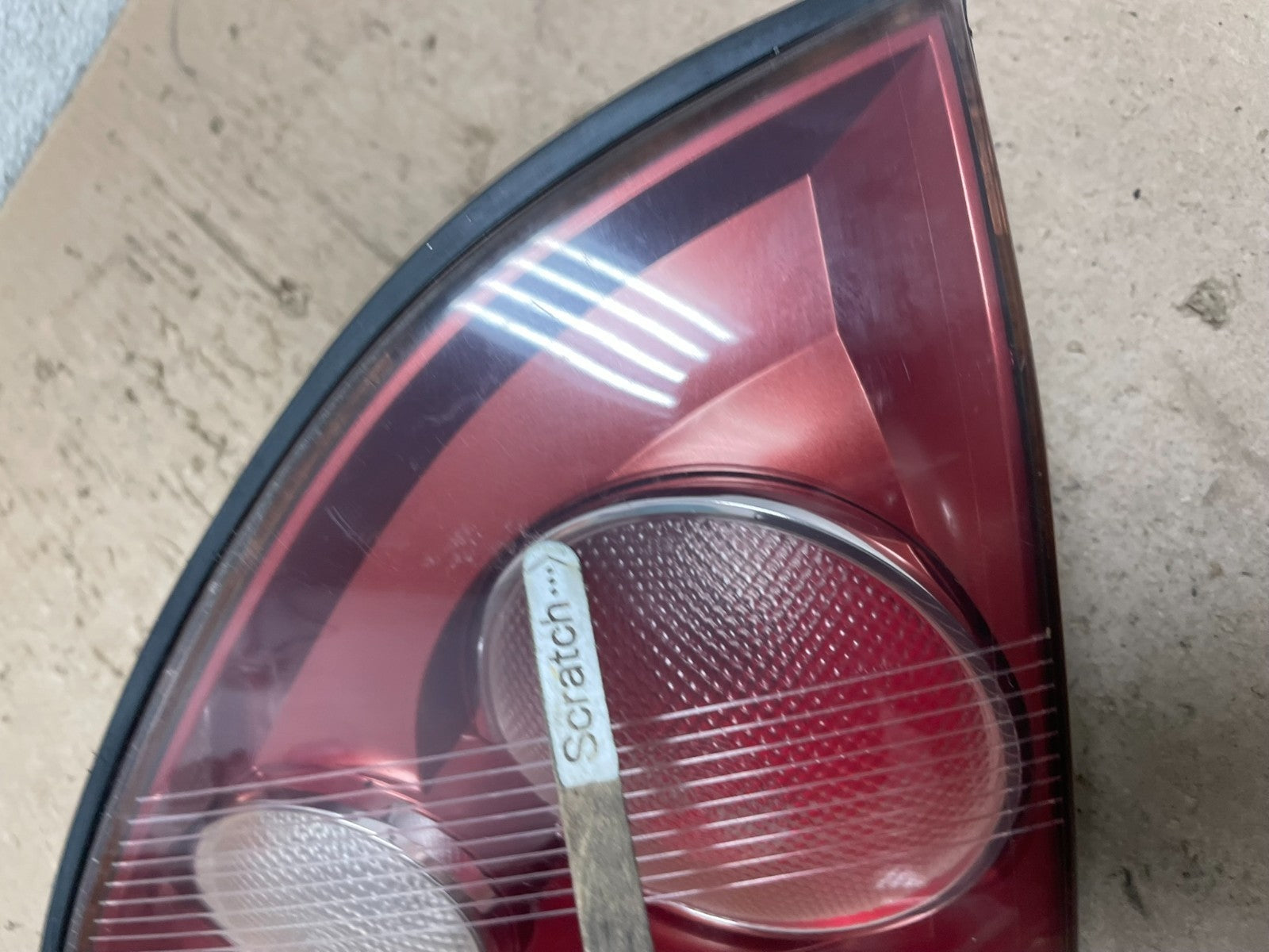 1999 - 2001 Lexus RX300 Right Passenger Side Rear Inner Tail Light Oem Q5137 DW3