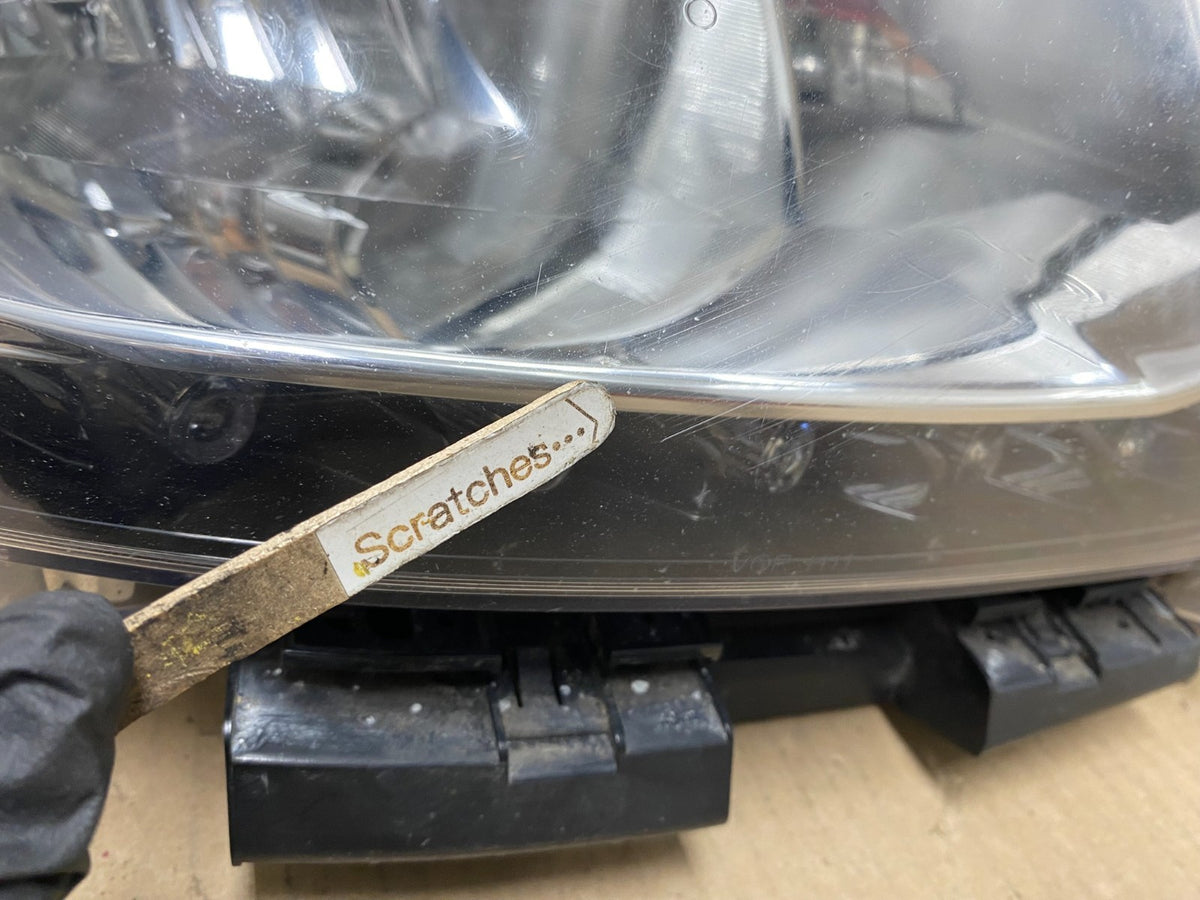2013 - 2015 Nissan Sentra W/LED Halogen Right Passenger Headlight AH6791 DW3