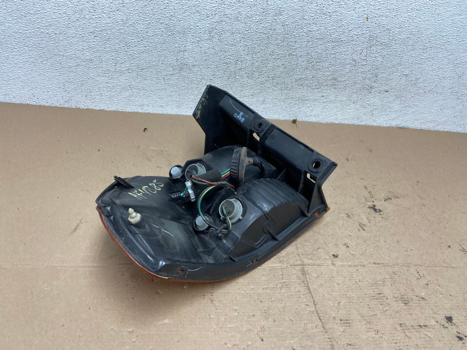 2002 2003 2004 Honda Odyssey Right Passenger Side Tail Light AF4885 LK5