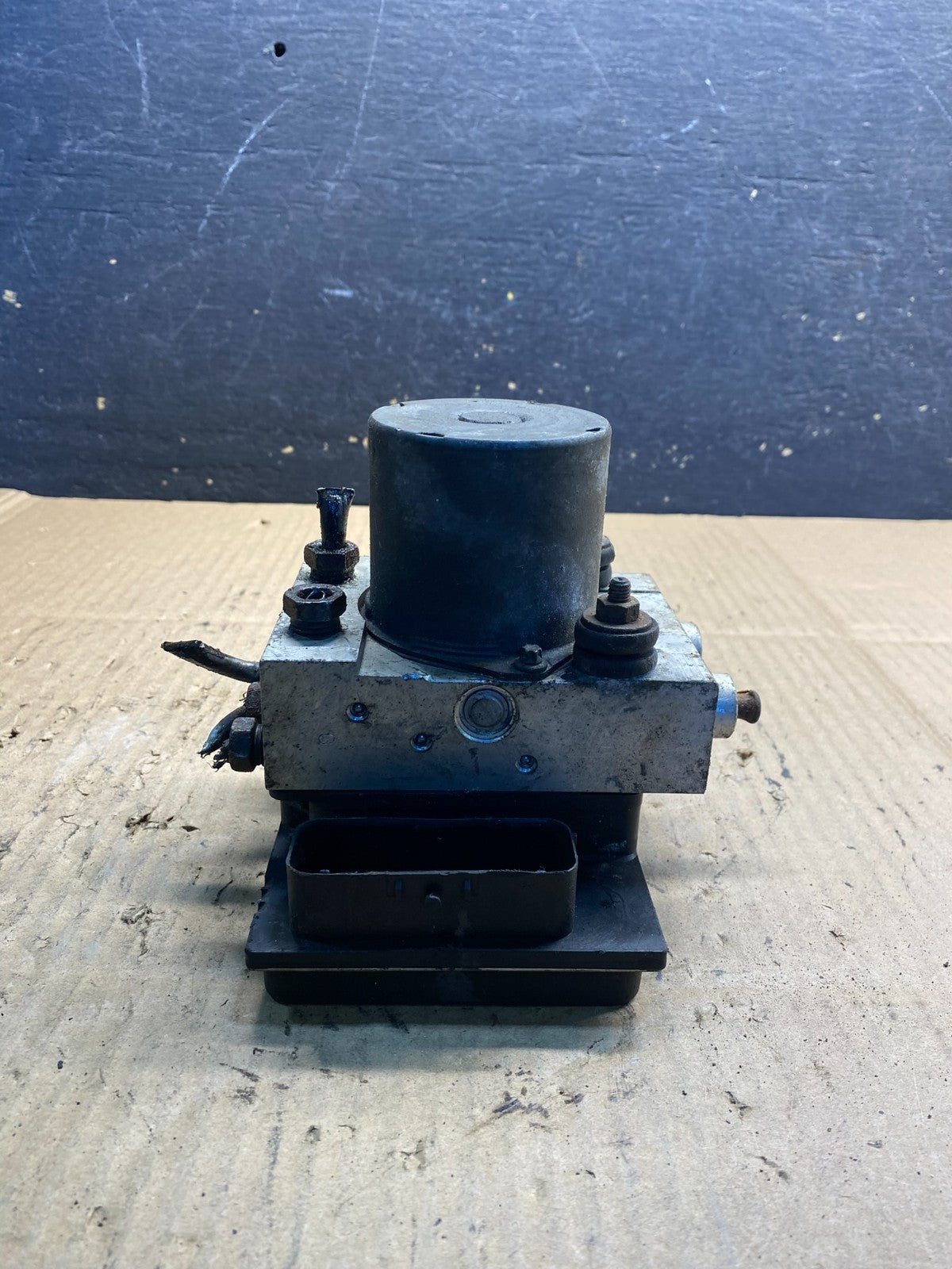 2003 2007 Ford E250 E350 Anti-Lock ABS Antilock Brake Pump AB2783 DG2