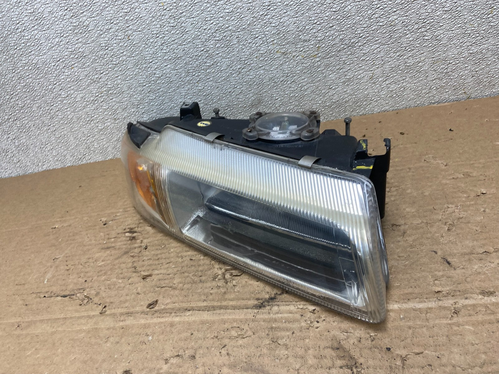 1995 to 2000 Dodge Stratus Right Passenger Halogen Headlight Oem AB4957 DW1