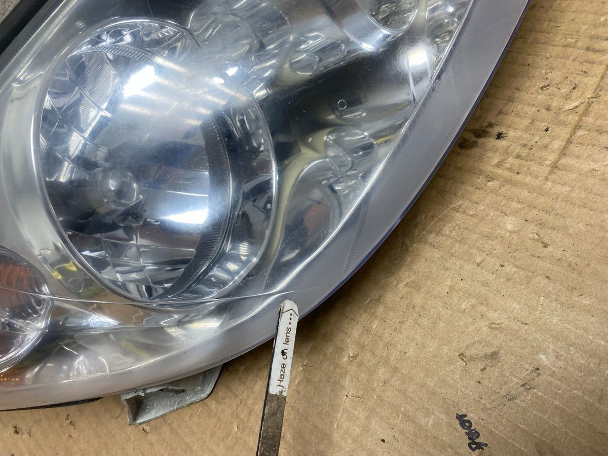 2005 to 2006 Toyota Camry Right Passenger RH Halogen Headlight TYC AI8180 DW4