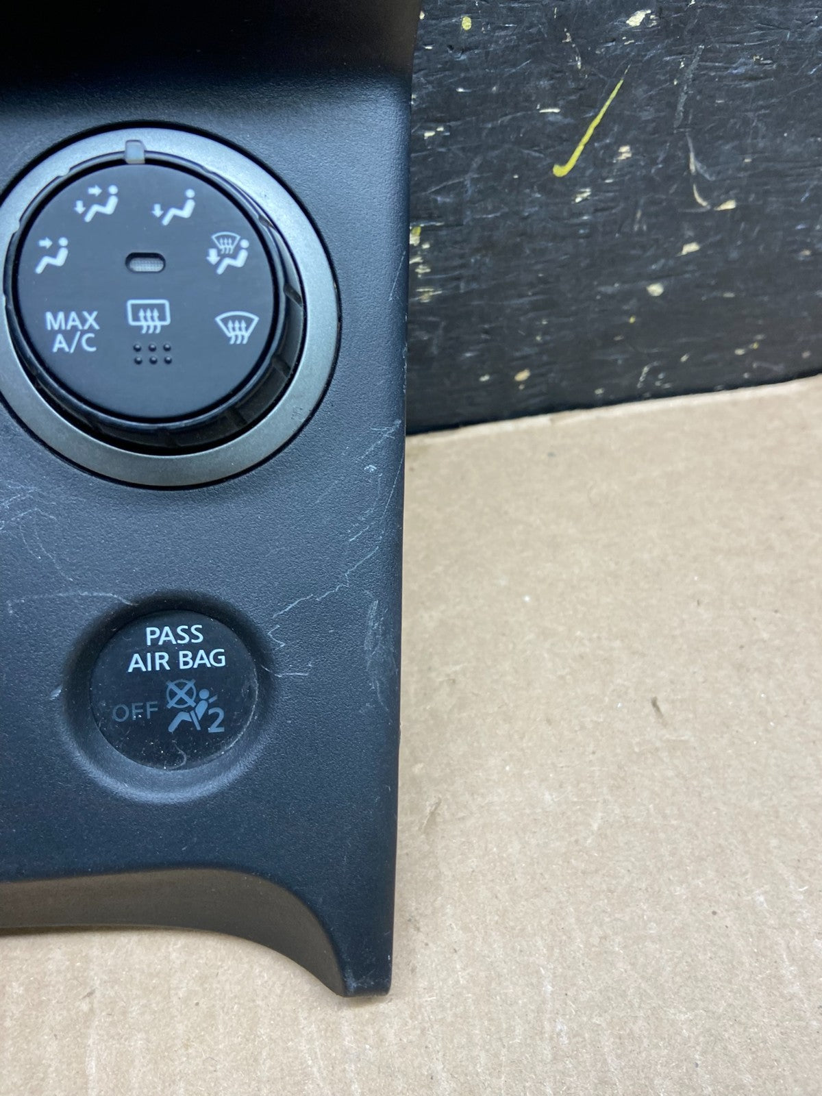 2011 to 2015 Nissan Rogue Heater Temperature AC Climate Control OEM Y2243 DG1