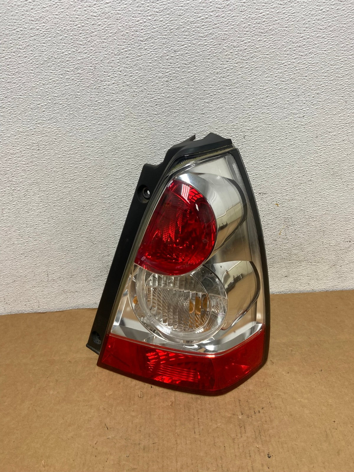 2006 2007 2008 Subaru Forester Right Passenger Rh Side Tail Light AD4529 LK0