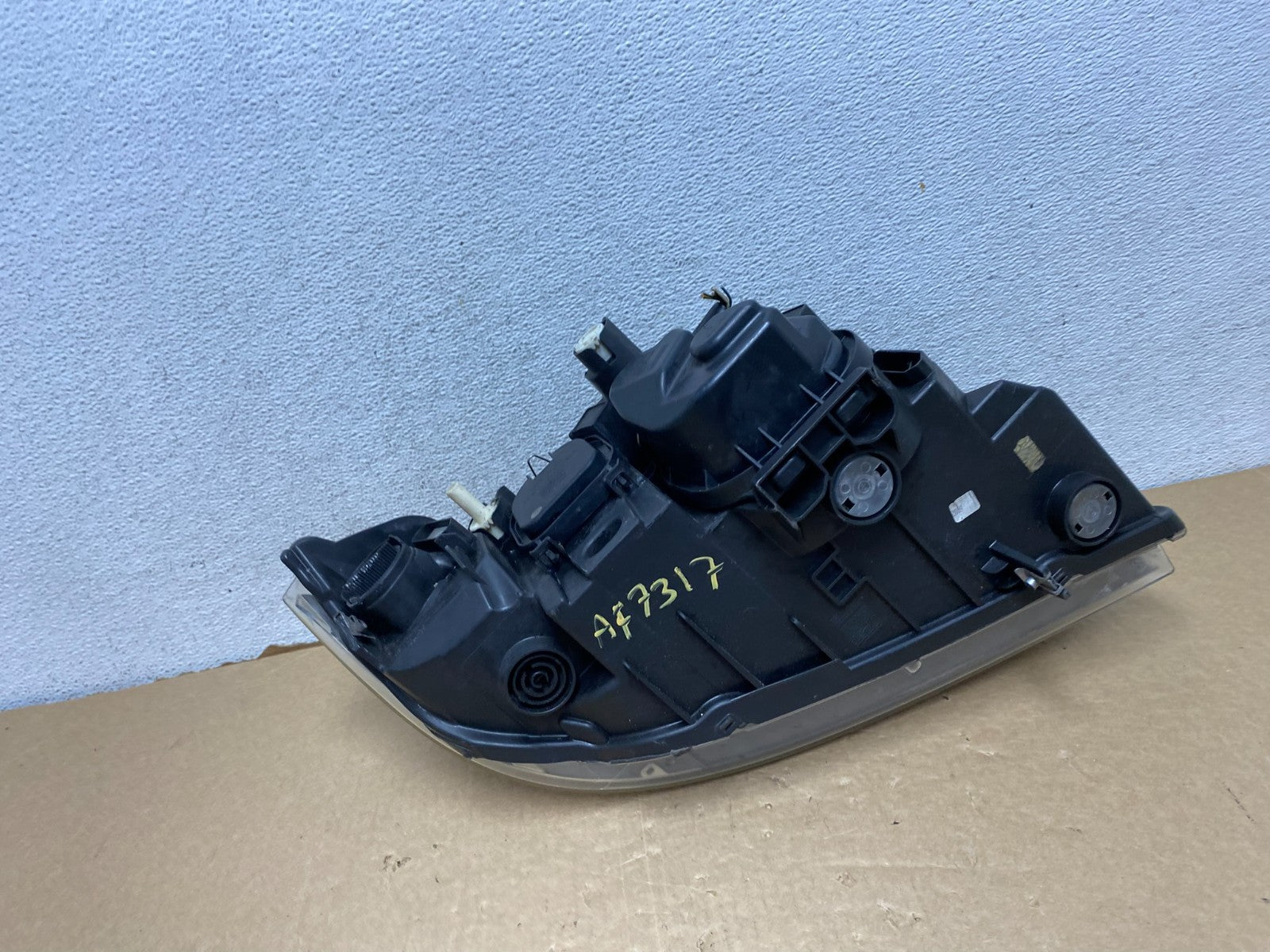 2009-2011 Bmw 3 Series 328i 4/D Sedan Left Driver Headlight Halogen AF7317 DW6