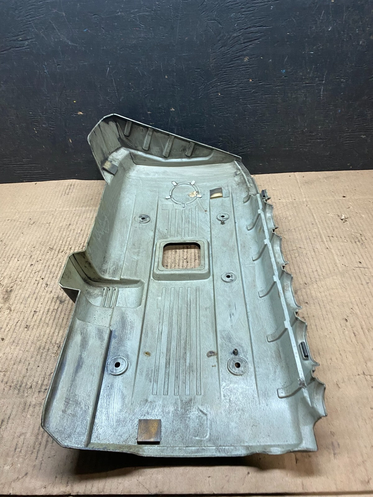 2007 to 2011 BMW 530i Plastic Engine Cover Shield J7264 OEM DG7
