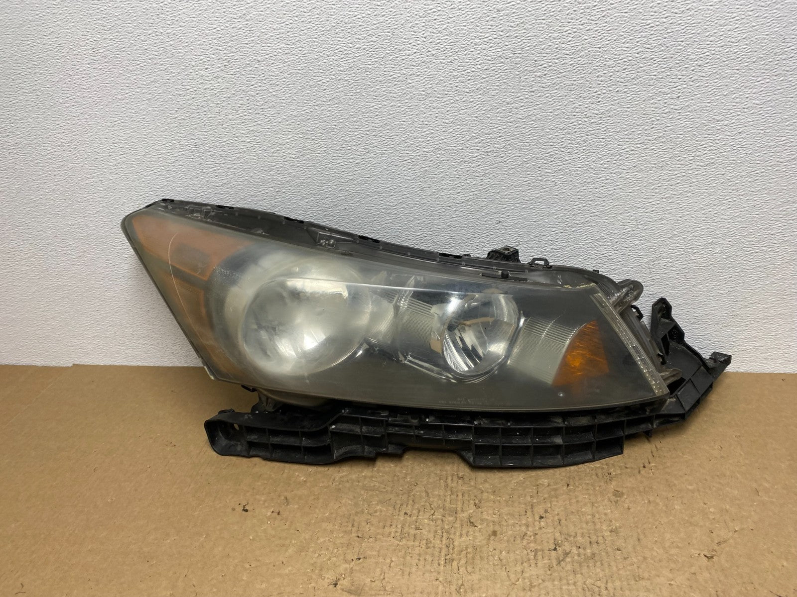 2008 to 2012 Honda Accord Sedan Right Passenger RH Headlight AC1575 DW0