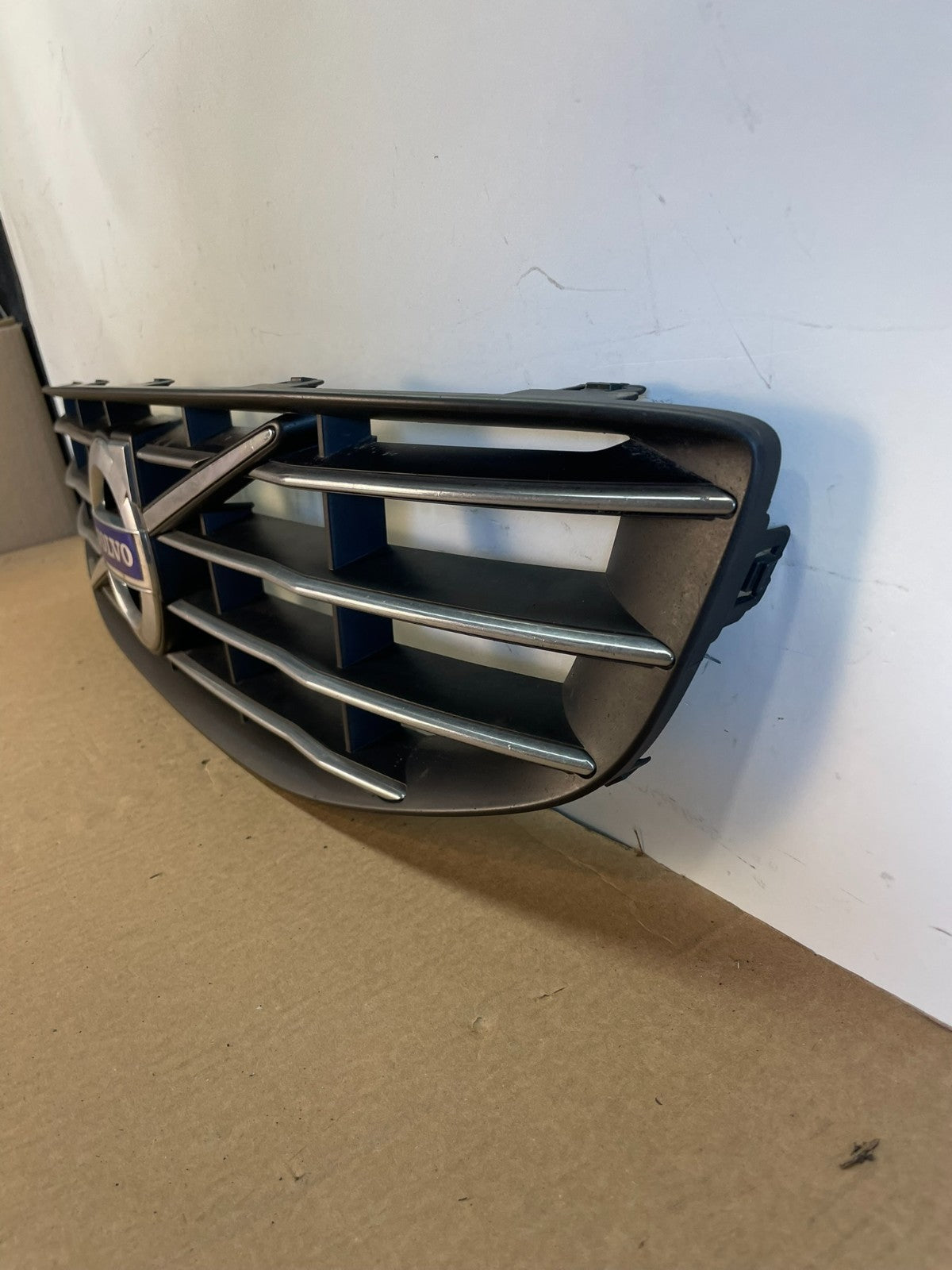 2014 2015 2016 2017 2018 Volvo S60 Front Grille Grill ah0402 DG1