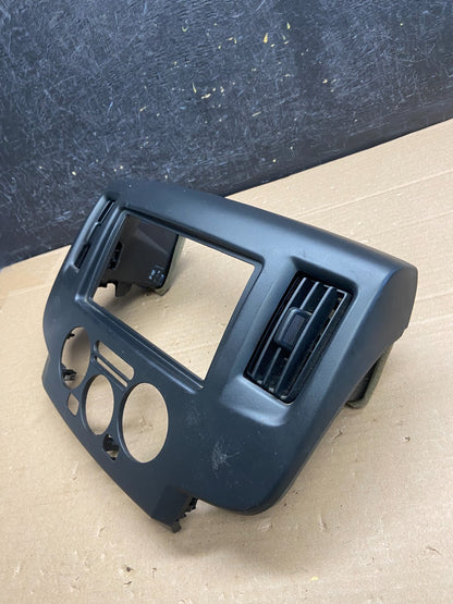 2013-2021 Nissan NV200 Center Console Radio Climate Control Air Vent AG5187 DG3