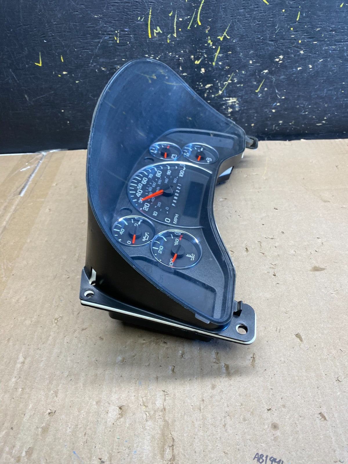 2008 to 2010 Chevrolet Express 1500 Speedometer Cluster Gauge ab2103 DG1