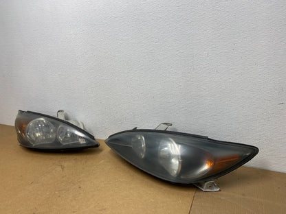 2002 2003 2004 Toyota Camry Left+Right Set Side Halogen Headlights AC1793 DW1