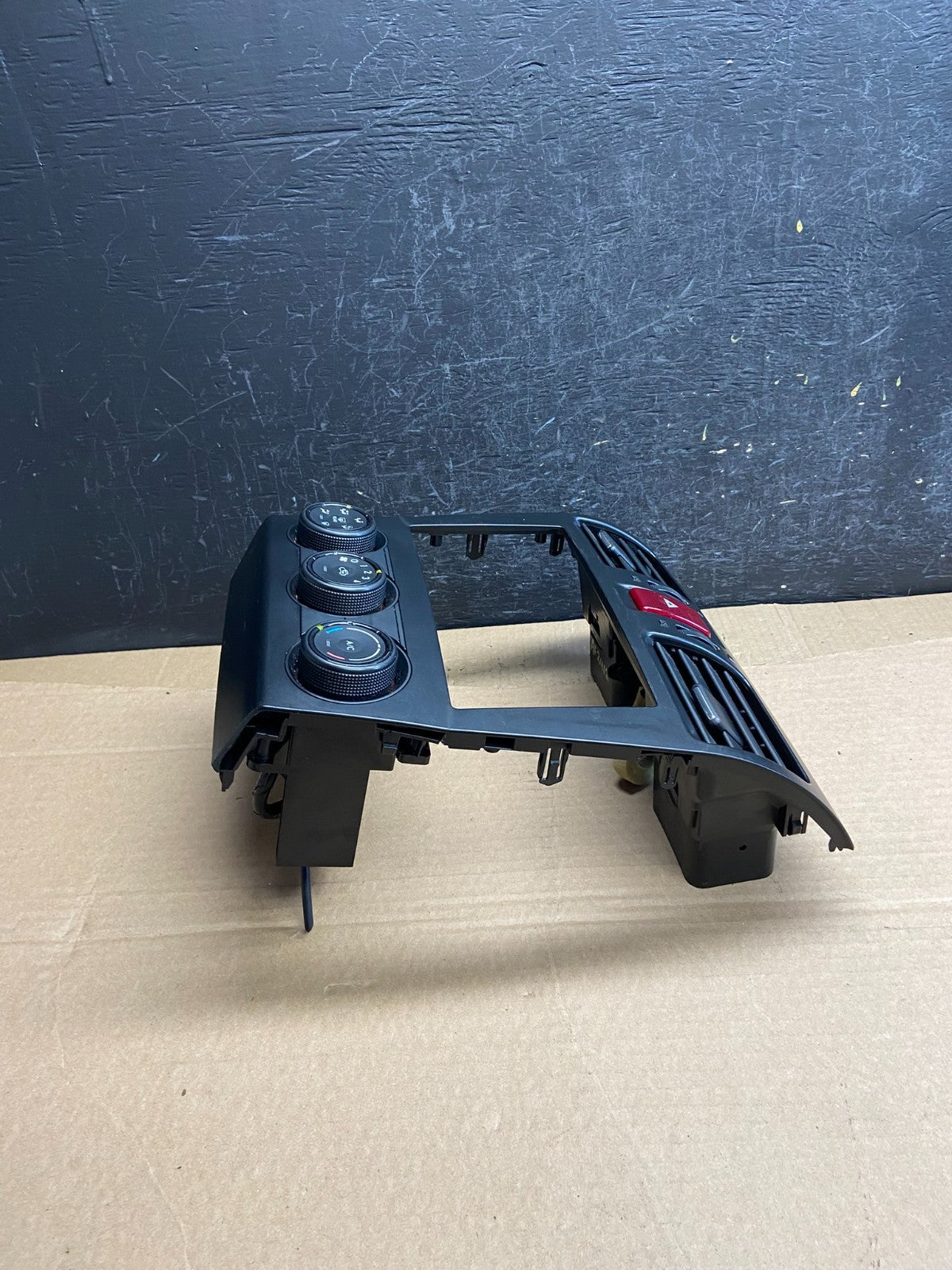 2012 to 2014 Subaru Impreza Control Climate Radio Panel Bezel Trim AF2412 DG2
