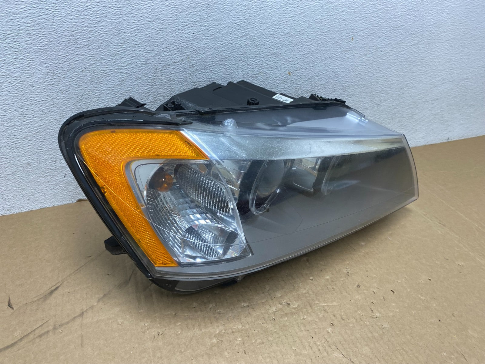 2011 to 2014 BMW X3 Right Passenger RH Side Xenon Headlight AF9985 DW2