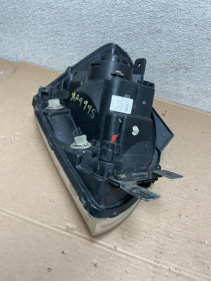 2005 to 2006 Kia Sportage Left Driver LH Halogen Headlight AD1182 DW5