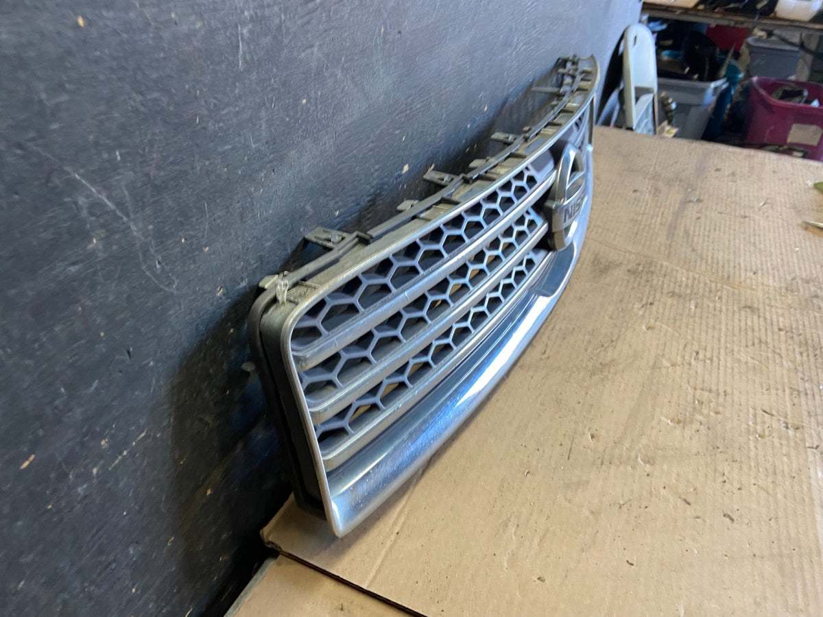 2009 to 2011 Nissan Maxima Front Upper Grill Grille 62070-9N00A R2110 DG2