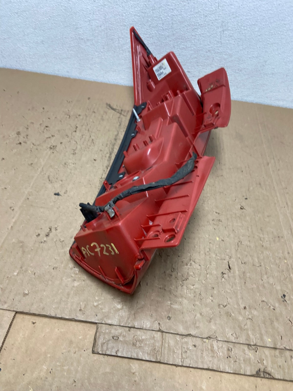 2010 to 2016 Cadillac Srx Right Passenger RH Side Tail Light AC7231 LK6