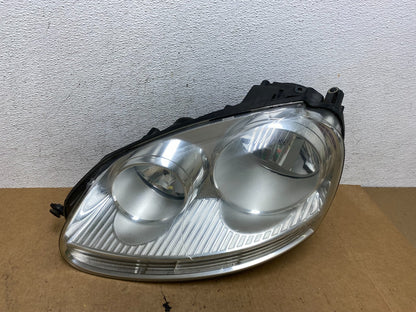 2005 to 2010 Volkswagen Jetta Left Driver LH Side Headlight Halogen AE3265 DW0