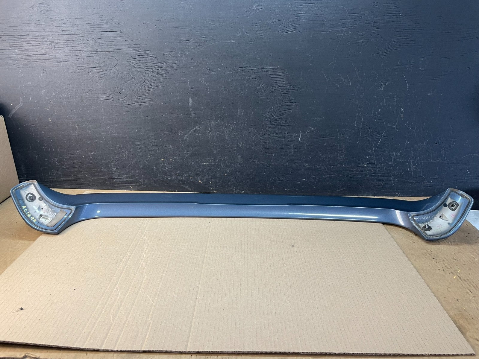 2001 to 2007 Toyota Highlander Upper Rear Upper Wing Spoiler Oem AC1894 DG6