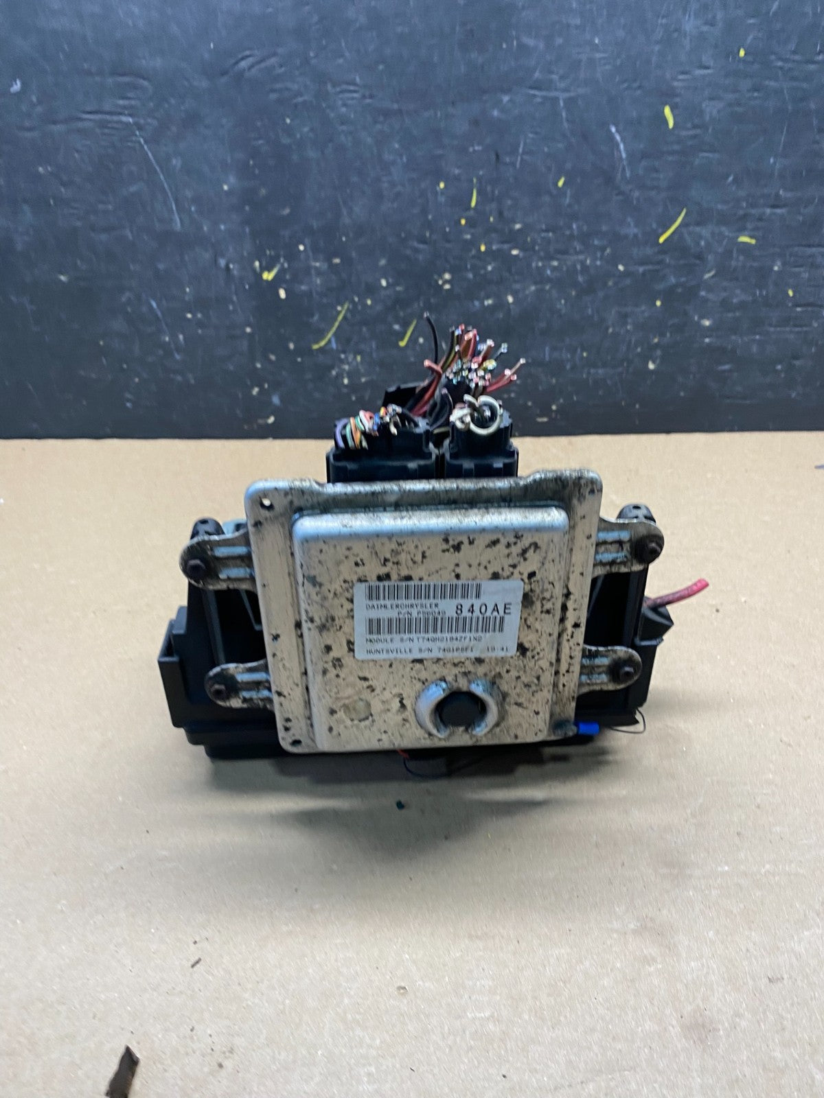 2004 2005 Dodge Durango Fusebox Fuse Box Relay Body BCM Control Module S6323 DG6