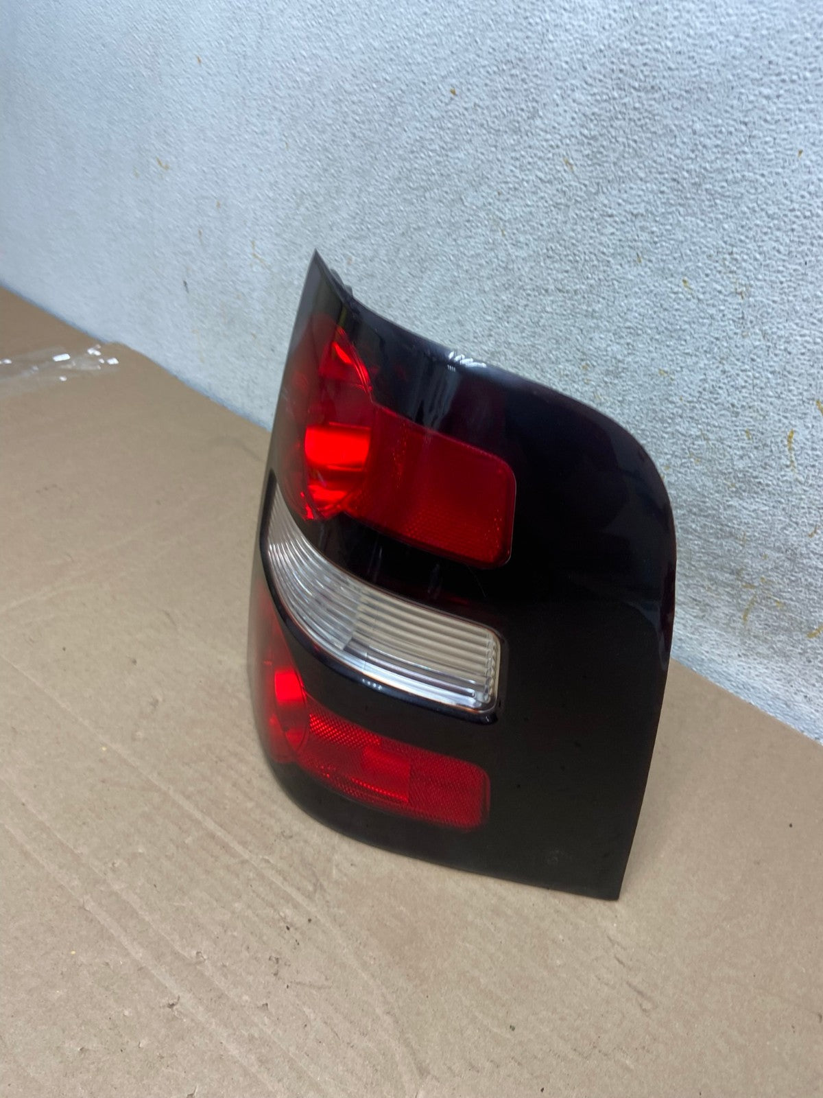 2006 to 2010 Ford Explorer Right Passenger Side Tail light DEPO AH9359 LK1