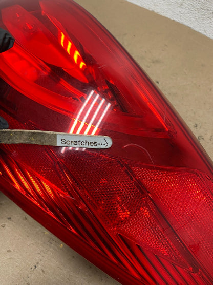 2010 to 2015 Hyundai Tucson Right Passenger RH Tail Light AF4926 DW3