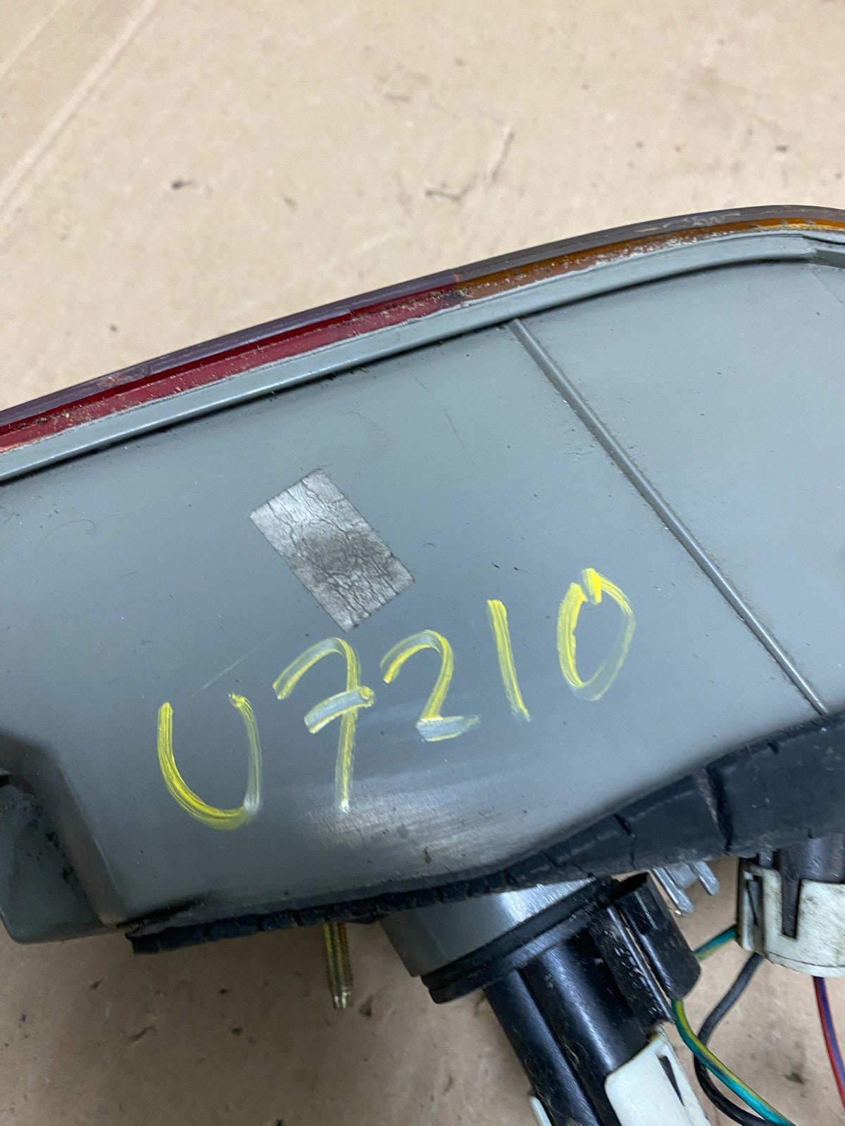 1997 1998 1999 Toyota Camry Tail Light Right Passenger Rh Side U7210 DW5