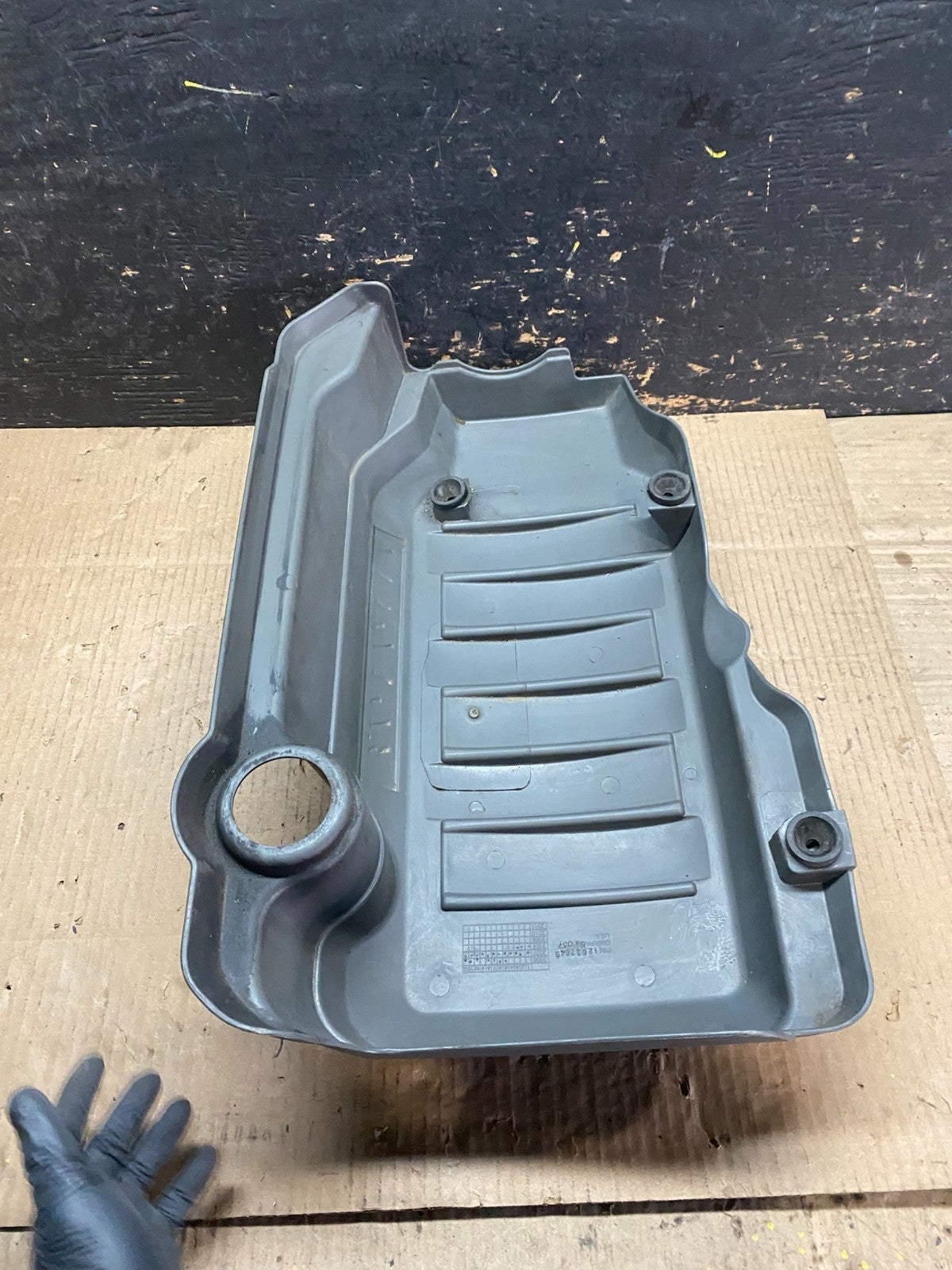 2007 to 2008 GMC Acadia 3.6L VVT Engine Cover Shield W5817 DG6