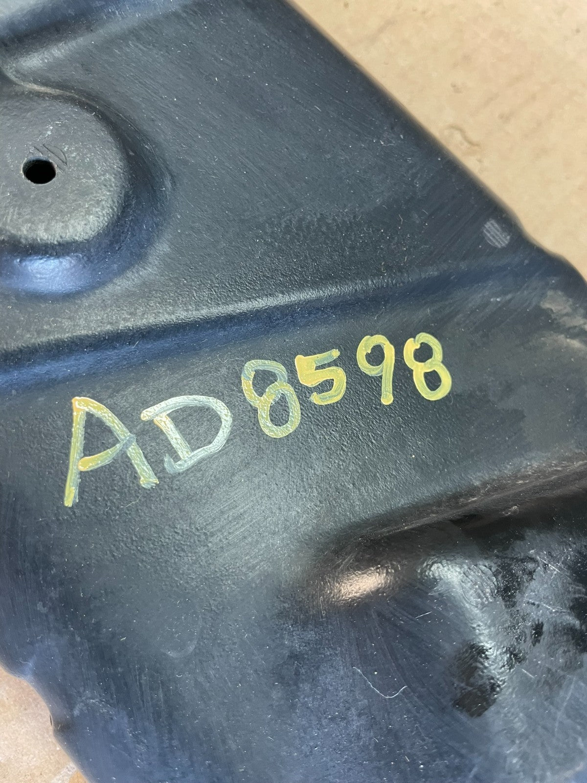 2000-2004 Subaru Legacy Outback Air Intake Duct Cleaner Tube AD8598 DG6