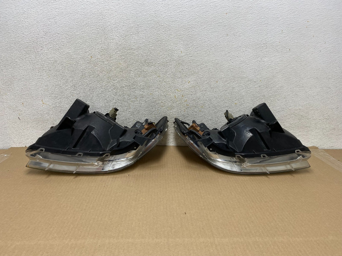 2008 to 2011 Mercury Mariner Left+Right Side Halogen Headlights AH4346 DW6