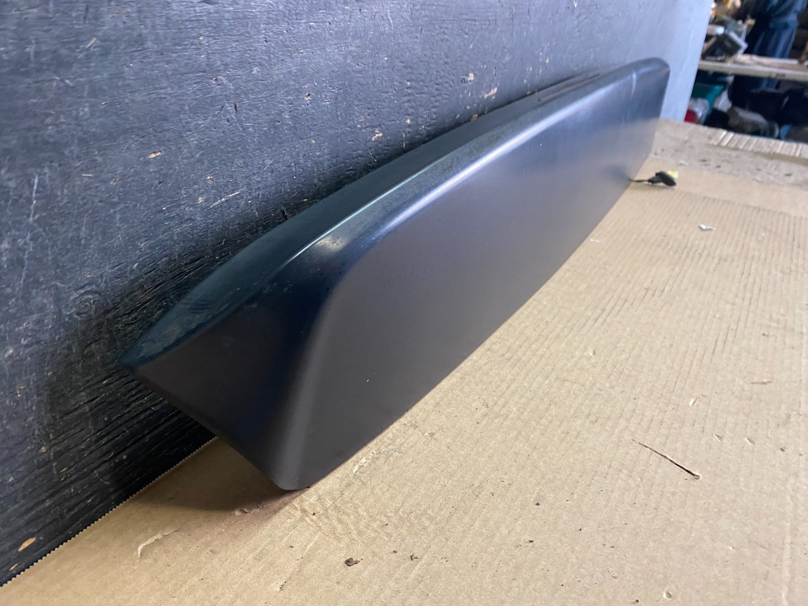 1999 to 2004 Honda Odyssey Rear Trunk Spoiler Gate Oem V6963 DG2