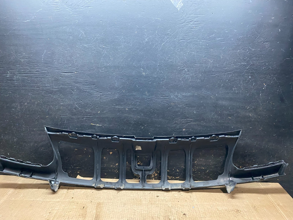 2008 to 2010 Porsche Cayenne Front Under Bumper Garnish 7L5853915 U0275 PS3