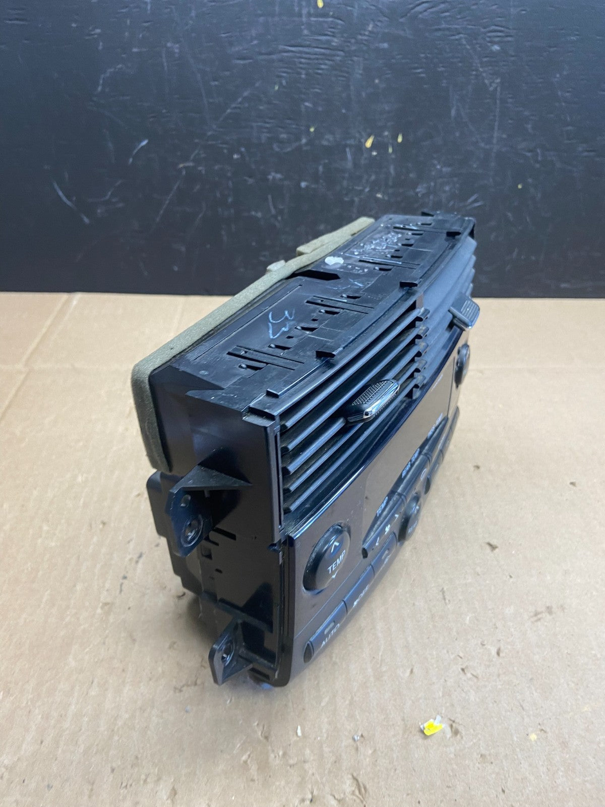 2004-2005 Toyota Sienna AC Climate Heater Temperature Control Air Vent AB9408 DG2