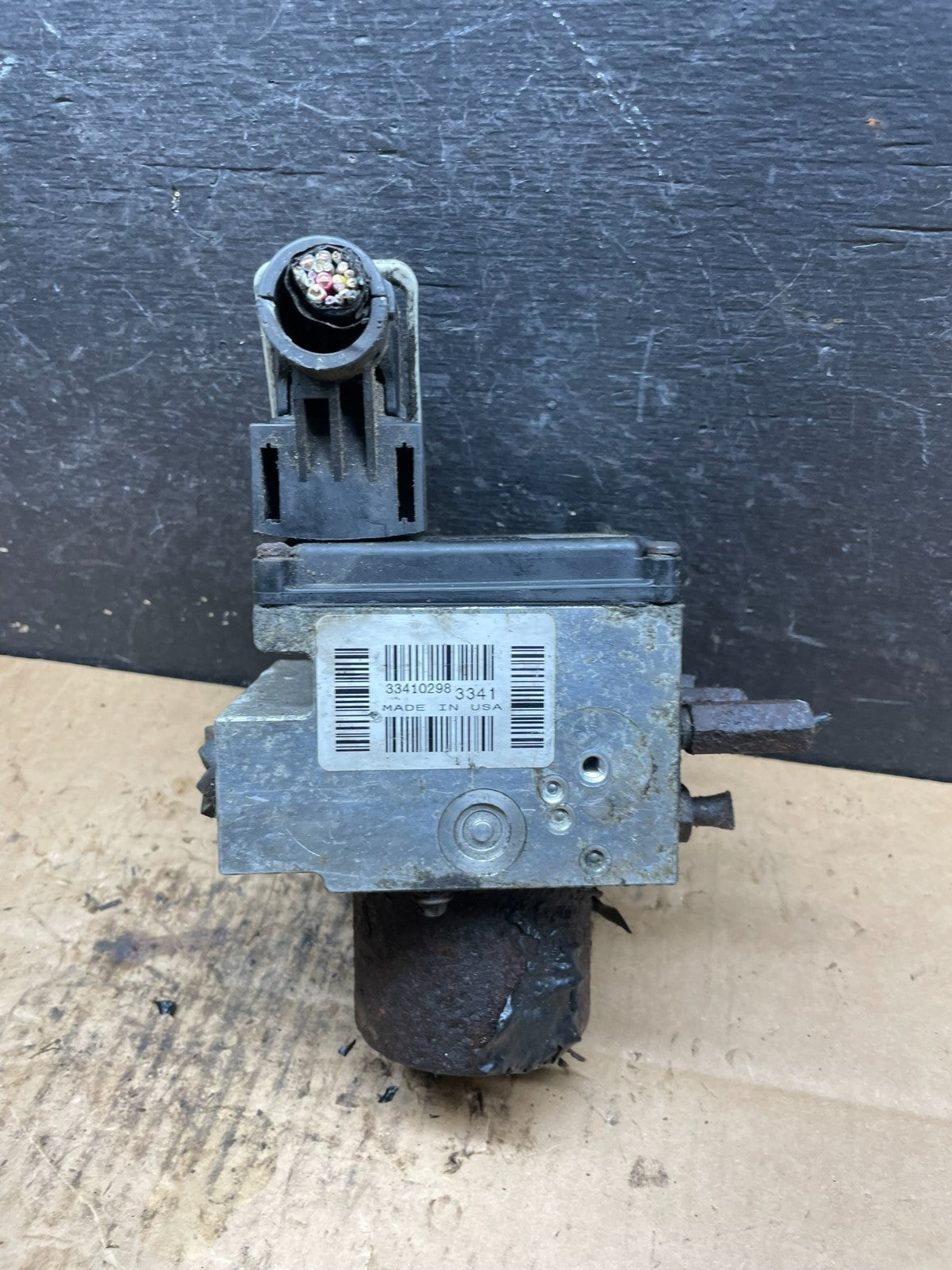 2011 - 2014 Ford E250 E350 Van  ABS Anti Lock Brake Pump Module Oem R4359 DG3