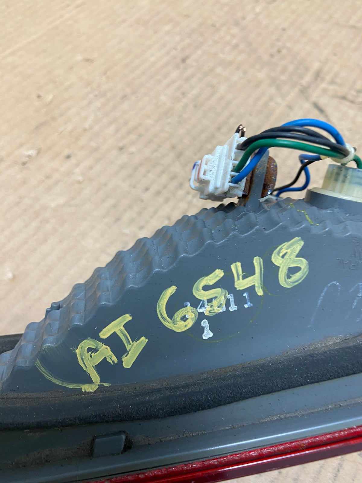 2011 2012 2013 Hyundai Elantra Inner Tail Light Right Passenger AI6548 LK6