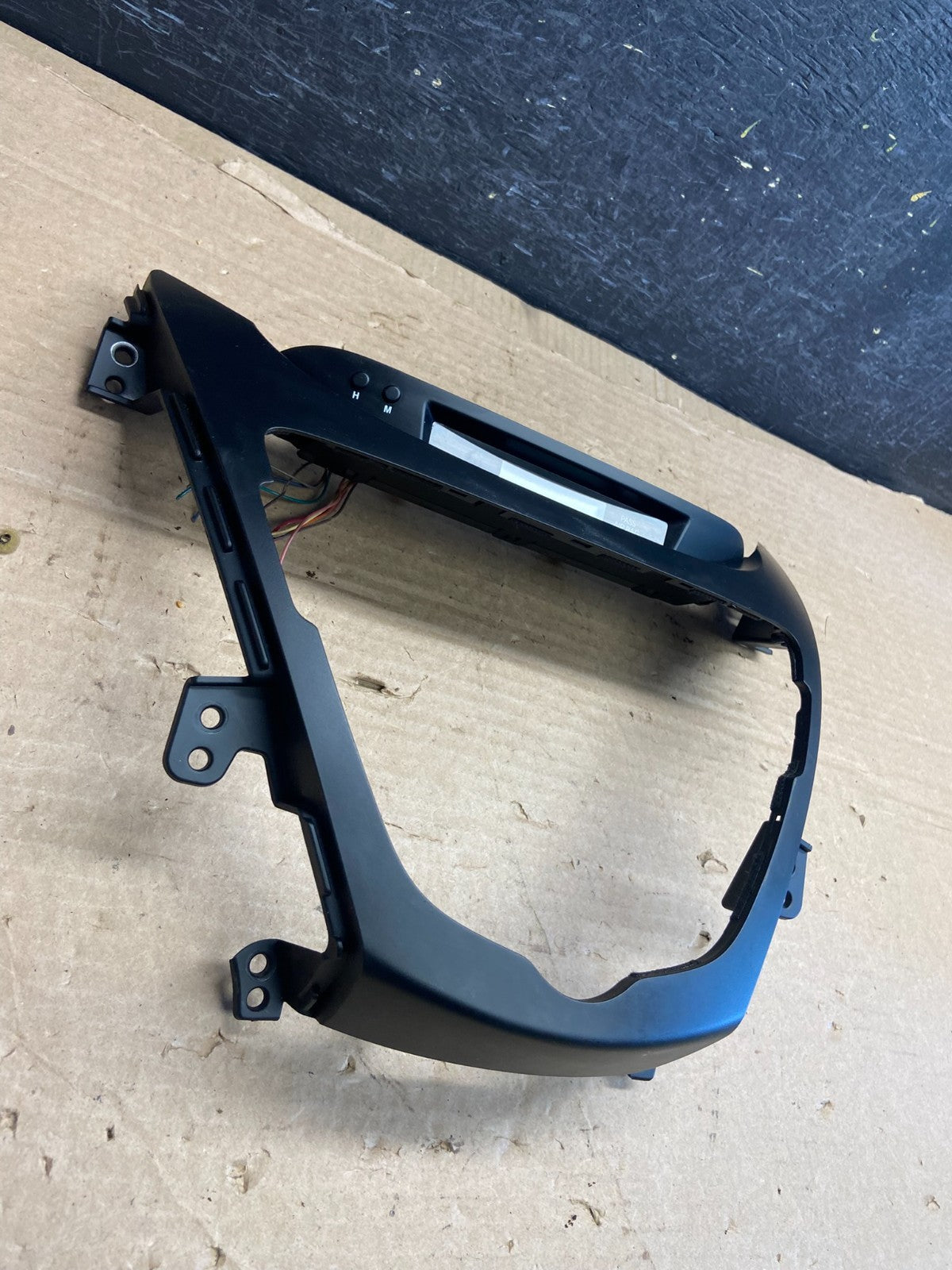 2011-2013 Hyundai Elantra Dash Radio Bezel Clock Display Trim af2607 DG1