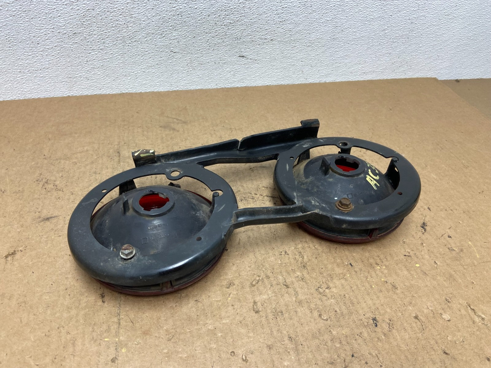1984-1987 Chevrolet C4 Corvette Left+Right Tail Lights AC35557