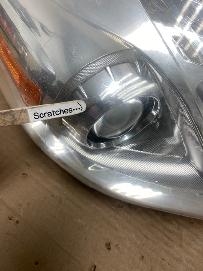 2010 - 2011 Toyota Prius Right Passenger Rh Halogen Headlight OEM AA8724 DW3