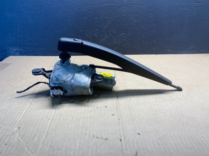 2011 to 2019 Ford Explorer Rear Windshield Wiper Motor OEM AC0872 DG1