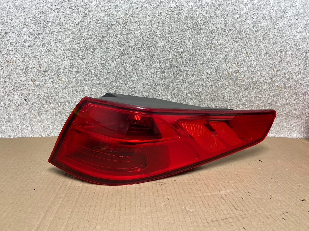 2014 2015 Kia Optima Right Passenger RH Side Tail Light AI9467 LK0