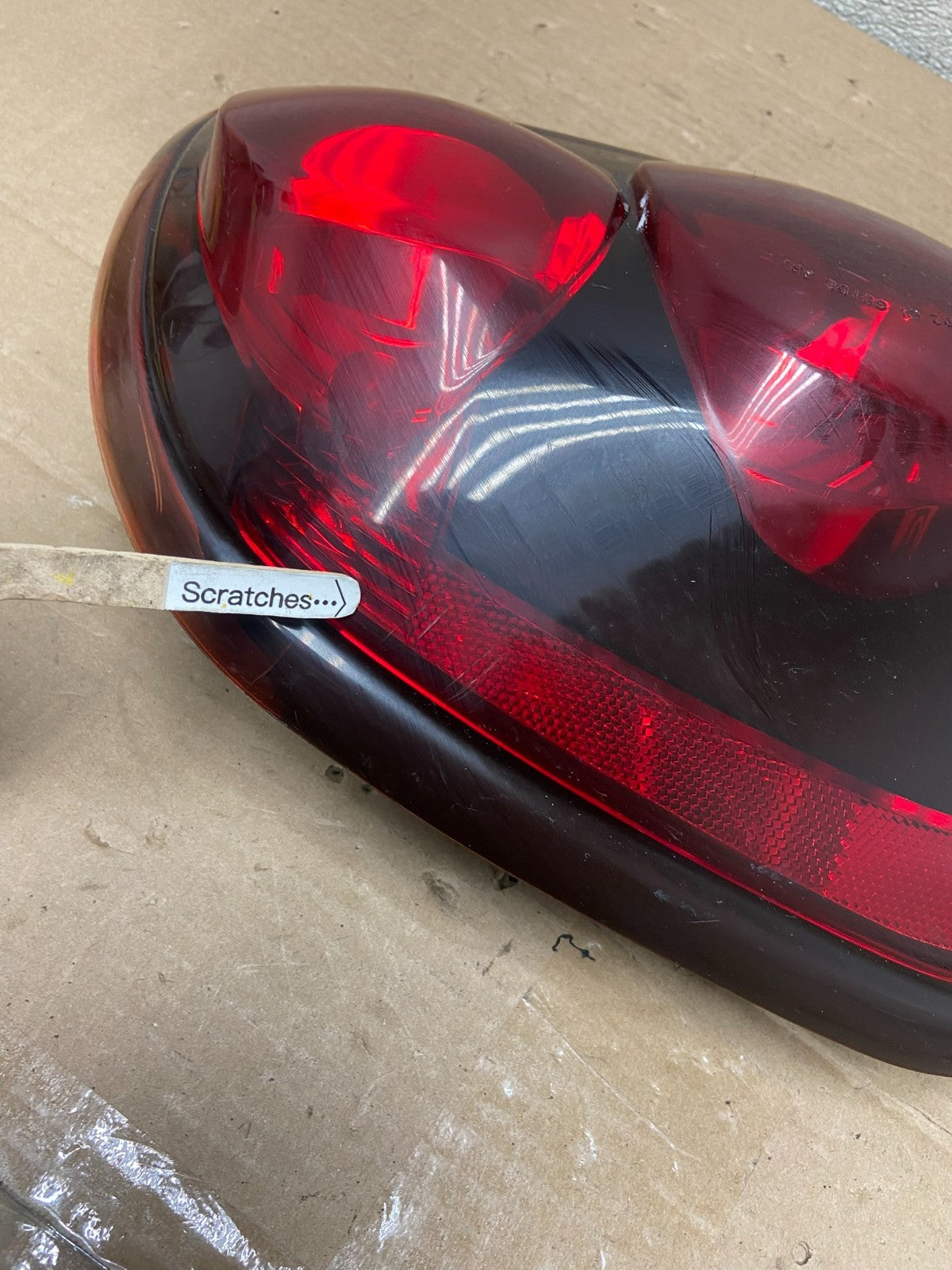 2002 to 2009 Chevrolet Trailblazer Left Driver LH Side Tail Light AA8784 LK3