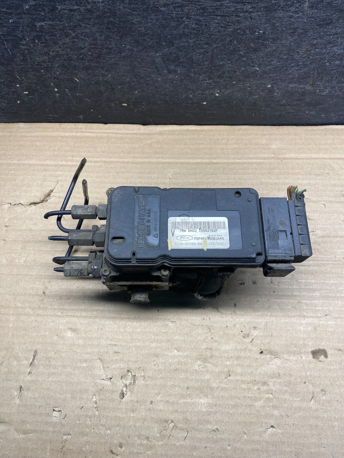 2006 2007 Ford E250 E350 Econoline Anti-Lock ABS Antilock Brake Pump AH9989 DW0