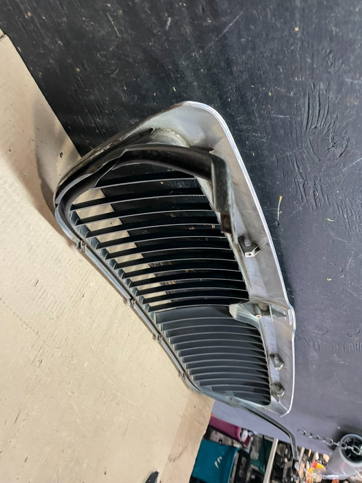 1998 to 2002 Lincoln Navigator Front Upper Grill Grille Oem U7510 DG6