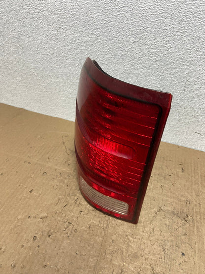 2002 to 2005 Ford Explorer Left Driver Lh Side Tail light AC0058 LK1