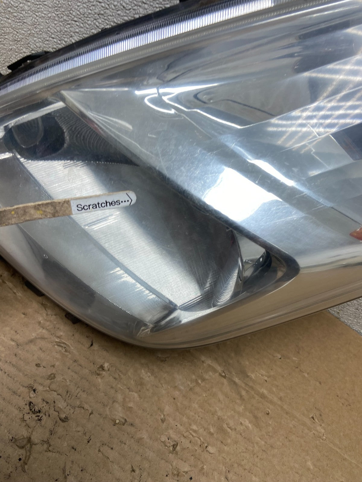 2004 - 2005 Toyota Prius Left Driver Lh Halogen Headlight AD2660 DW3