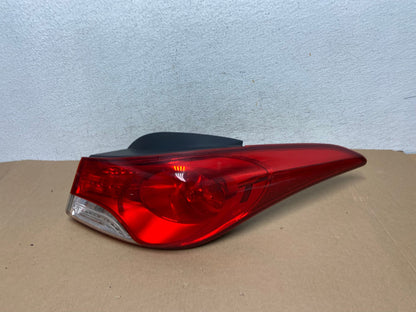 2011 2012 2013 Hyundai Elantra Sedan Right Passenger Tail Light AD6403 LK0