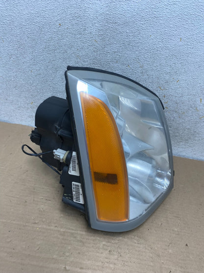 2004 to 2009 Cadillac SRX Right Passenger Side Halogen Headlight AH9476 DW2