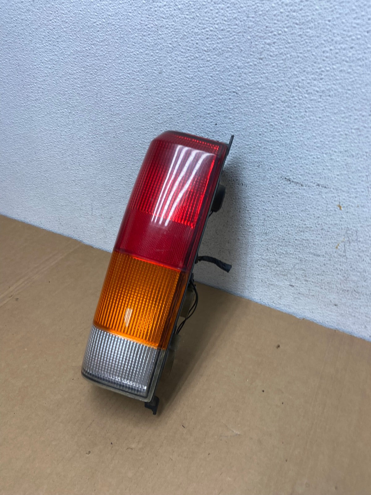 1997 to 2001 Jeep Cherokee Right Passenger Side Tail Light AD2576 LK1